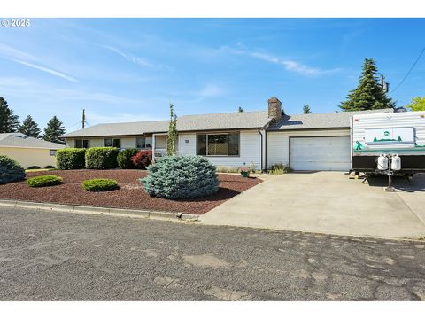 825 MAPLE DR Goldendale WA 98620