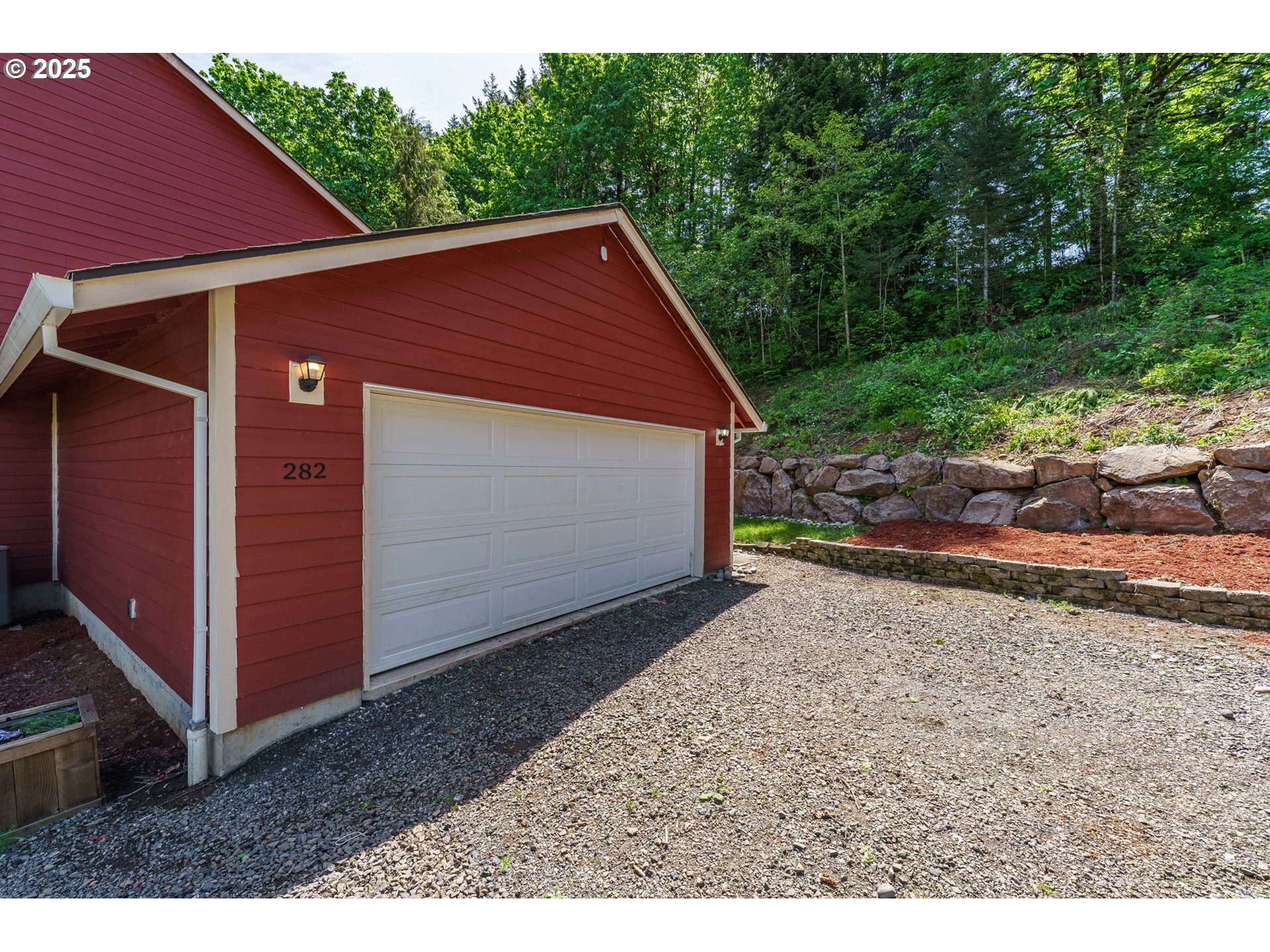282 KAROUSEL LN