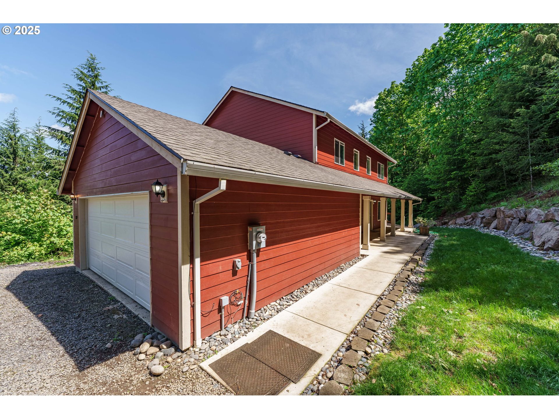 282 KAROUSEL LN