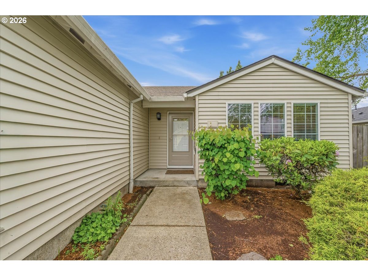 34306 HERON MEADOWS DR