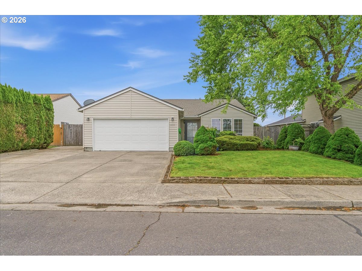 34306 HERON MEADOWS DR