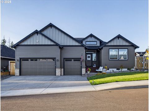 1731 NE CLAYTON DR Estacada OR 97023