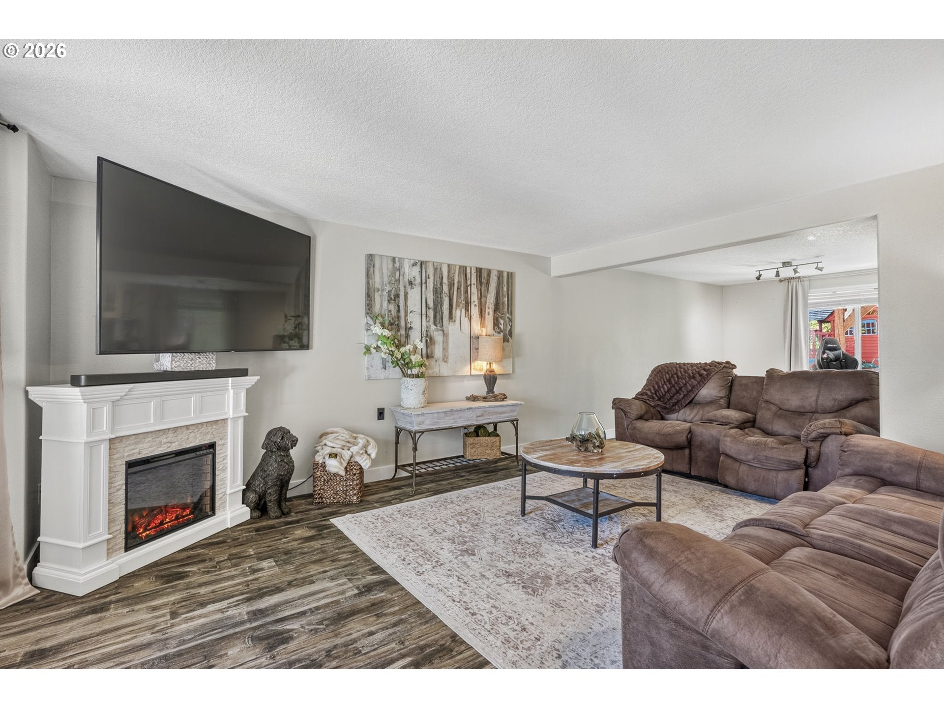 63 CHICKADEE DR