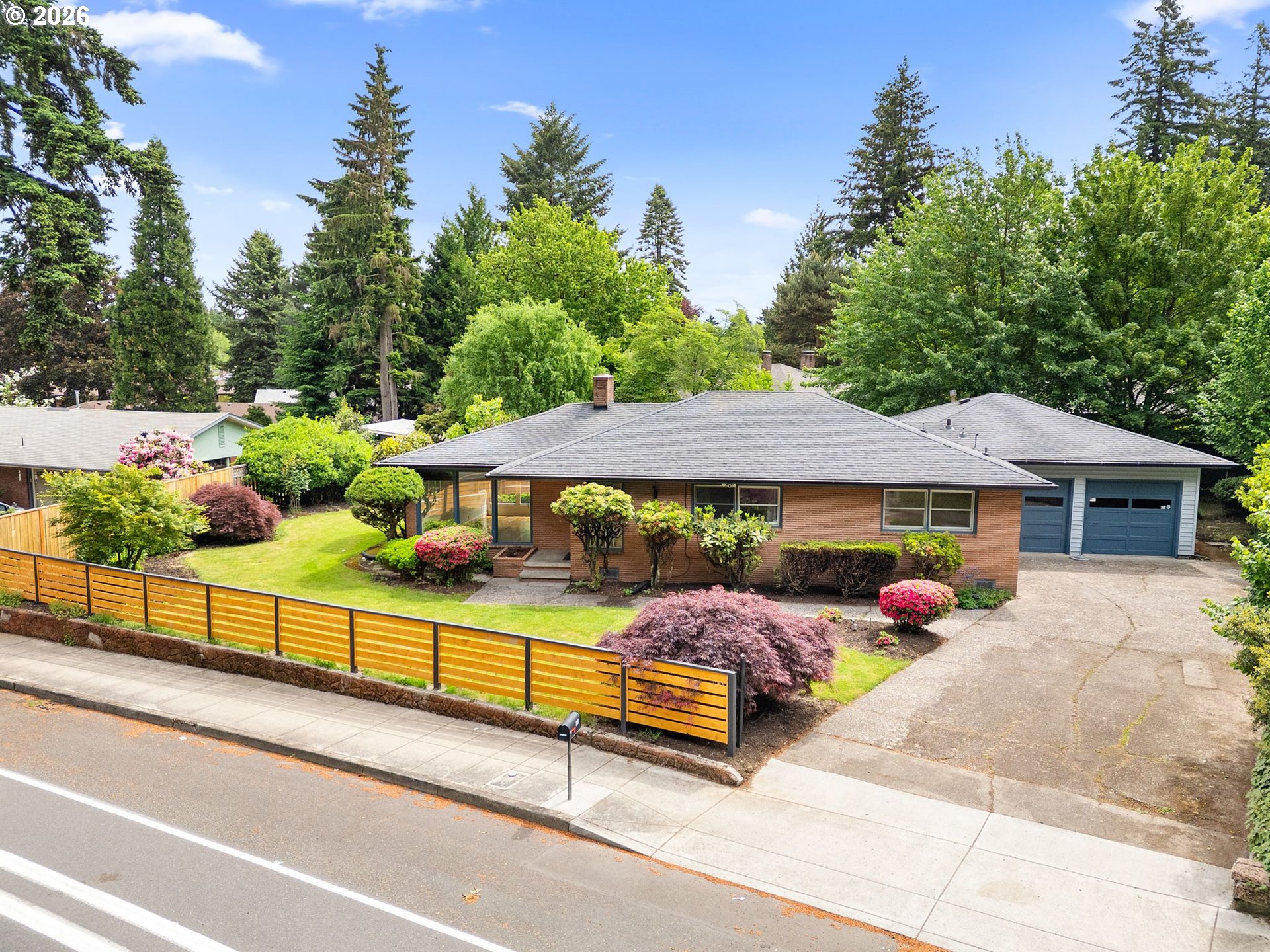 850 NE 148TH AVE