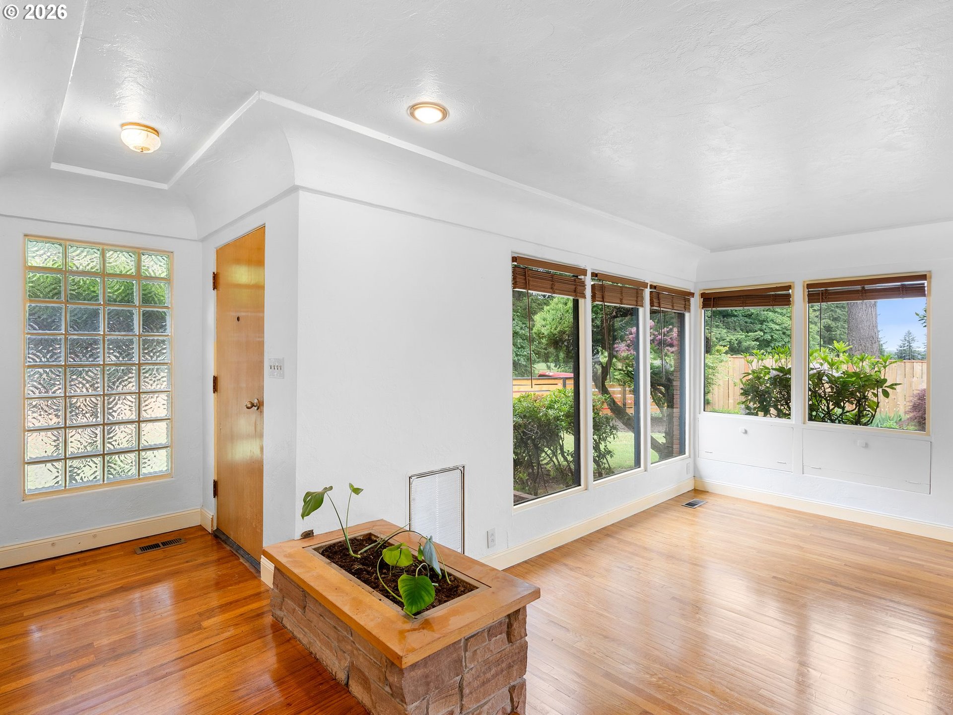 850 NE 148TH AVE
