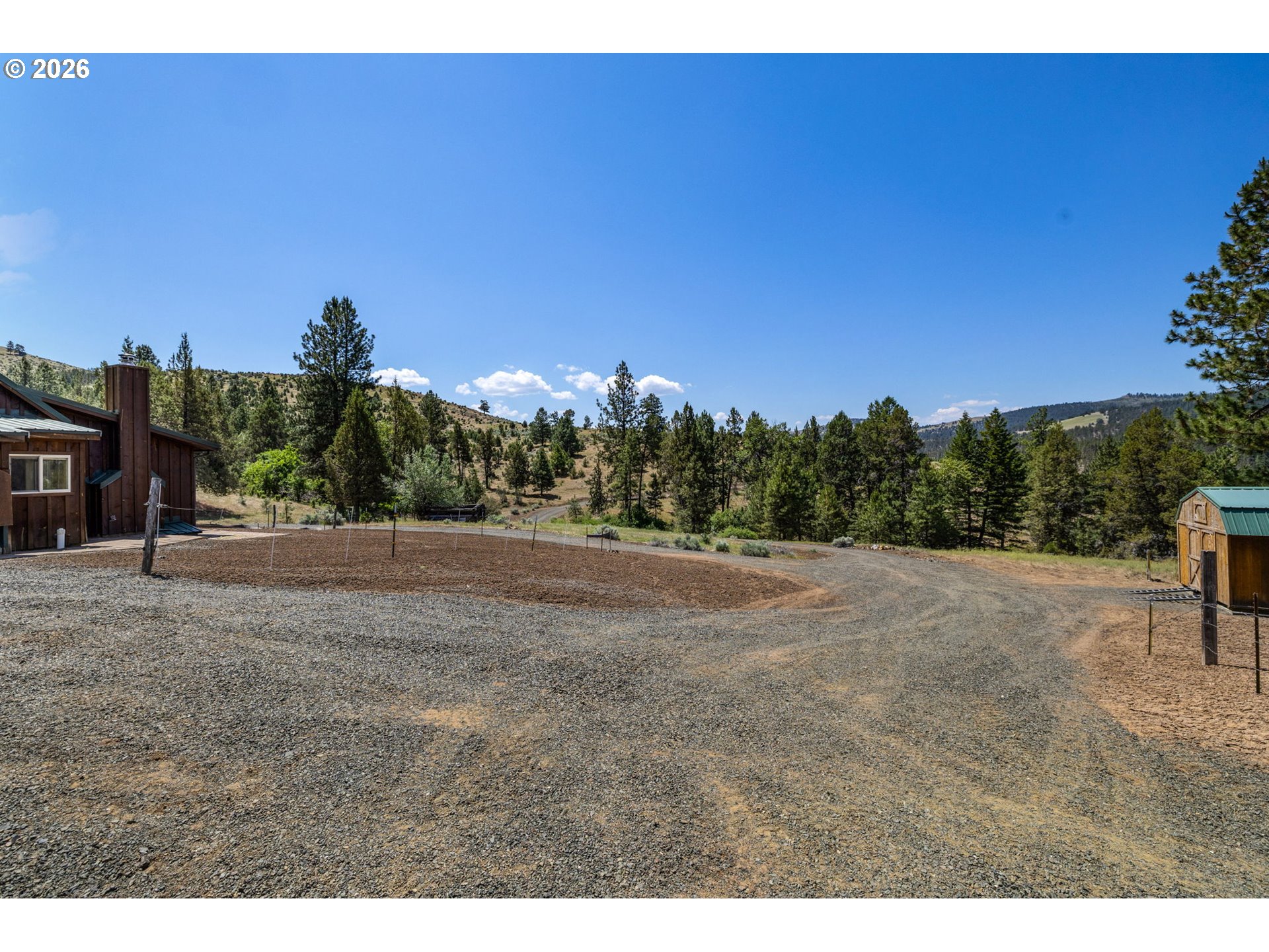 N Hwy 395