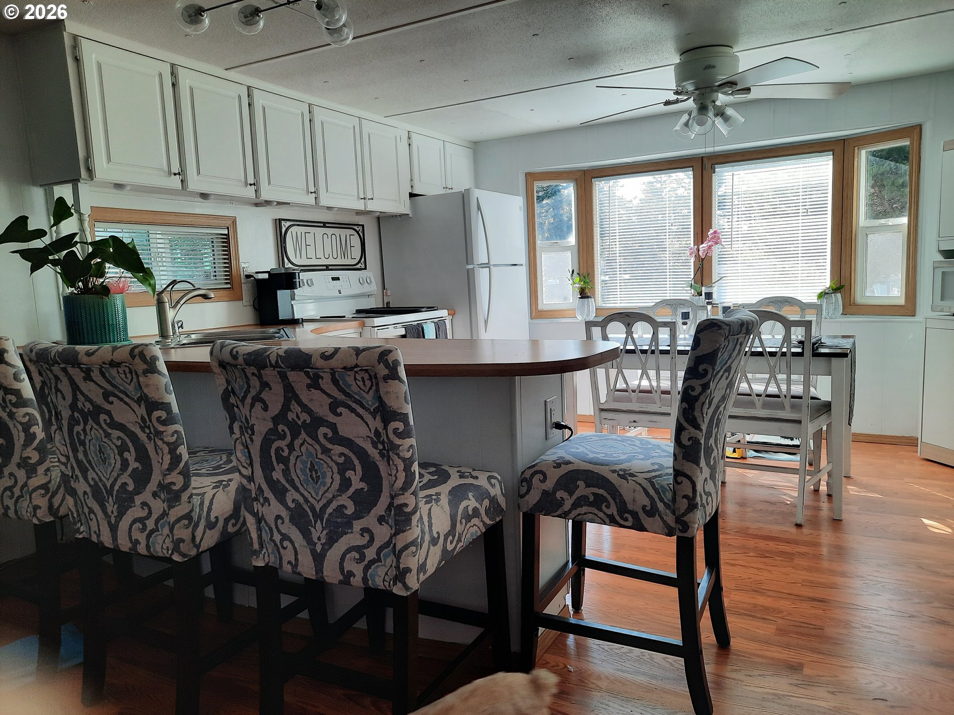 1600 RHODODENDRON DR 293