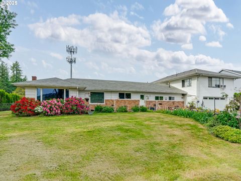 Photo of 3405 NW 38th Ave, Camas, WA 98607 (MLS # 585221873)