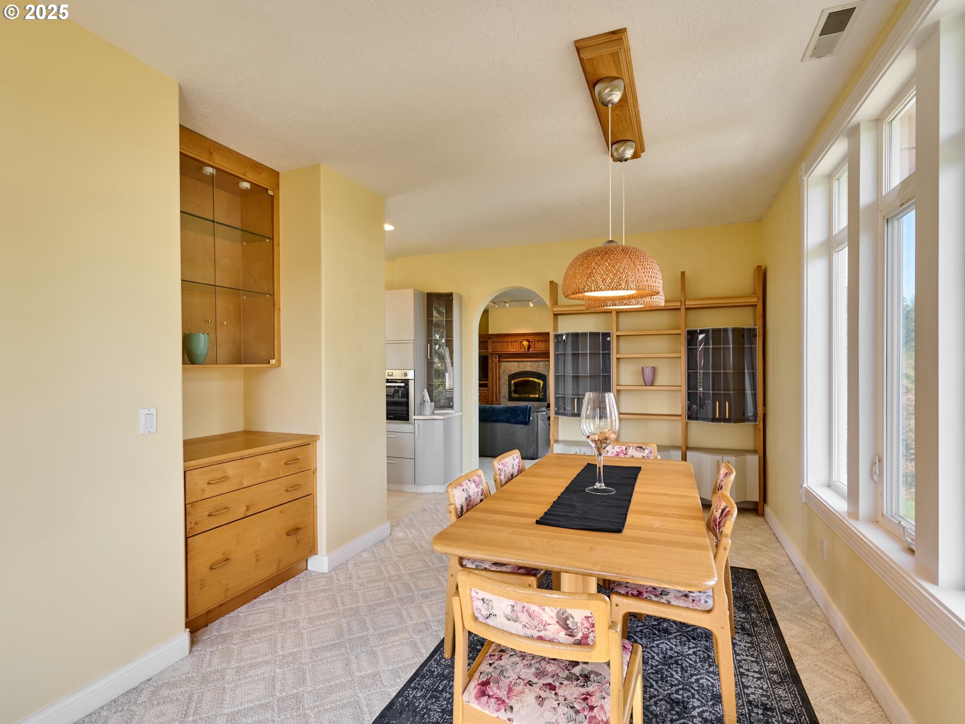 Dallas, Oregon 97338, United States, 4 Bedrooms Bedrooms, ,4 BathroomsBathrooms,Residential,Active,102555