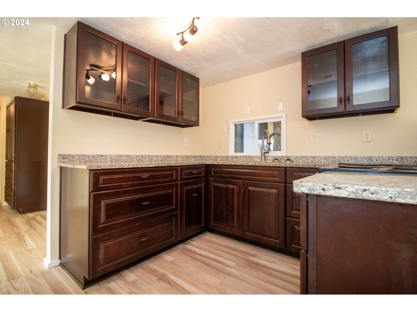 Florence, Oregon 97439, United States, 2 Bedrooms Bedrooms, ,1 BathroomBathrooms,Residential,Active,26757