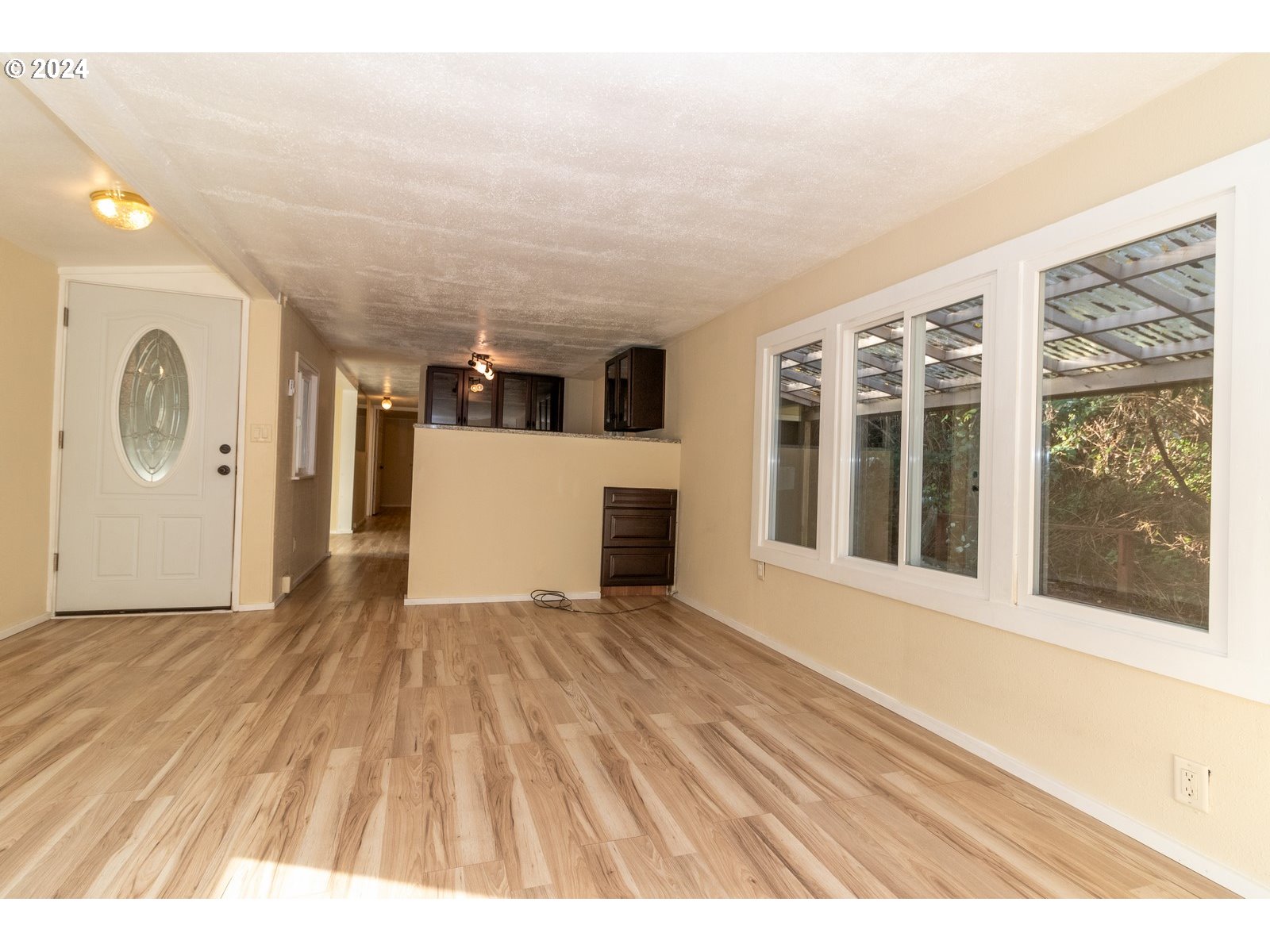 Florence, Oregon 97439, United States, 2 Bedrooms Bedrooms, ,1 BathroomBathrooms,Residential,Active,26757