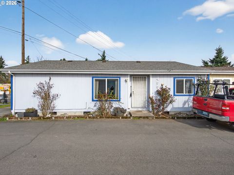 4550 NE CULLY BLVD Portland OR 97218