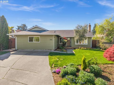 2565 SW 211TH CT Beaverton OR 97003