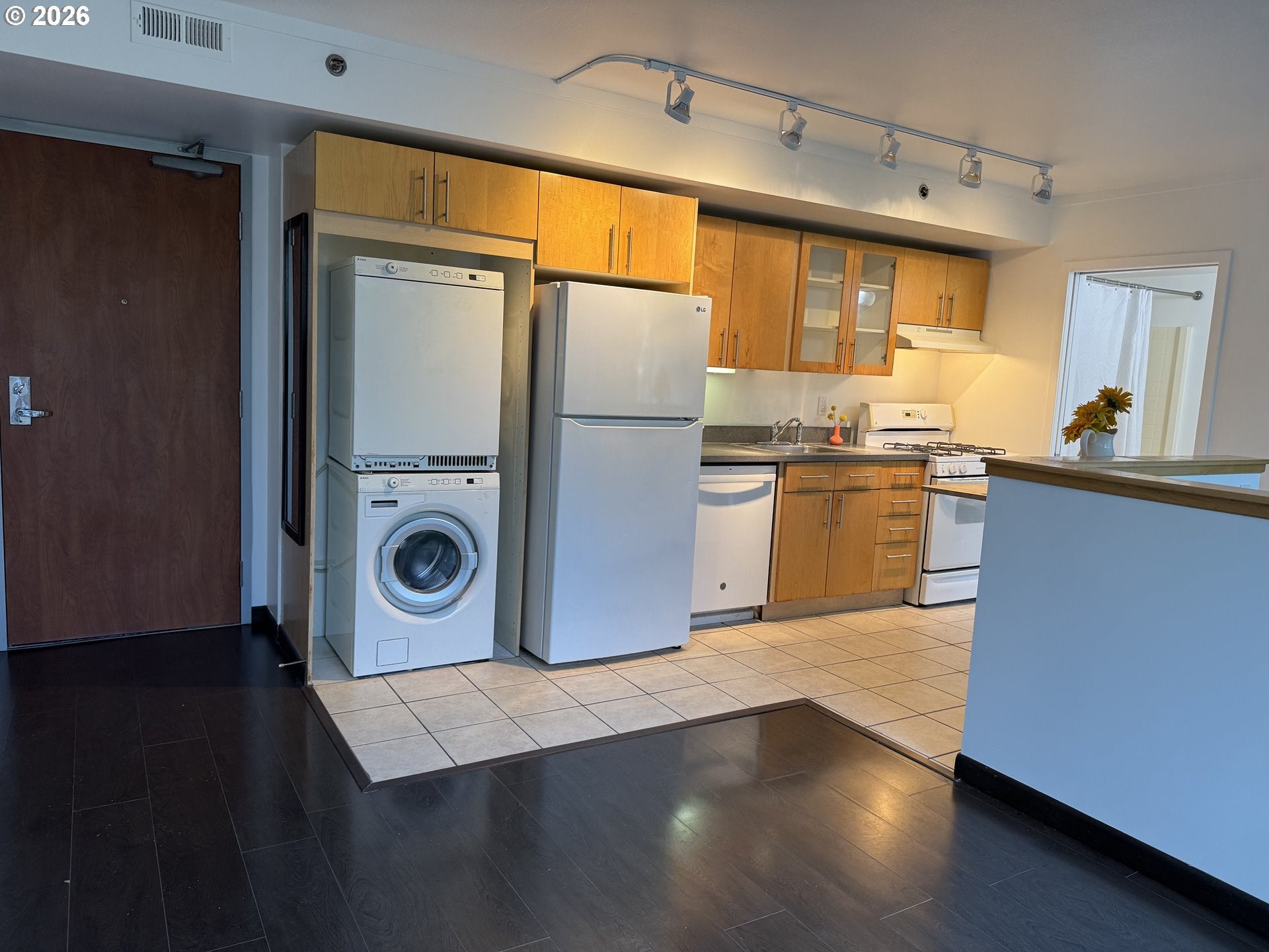 533 NE HOLLADAY ST 502