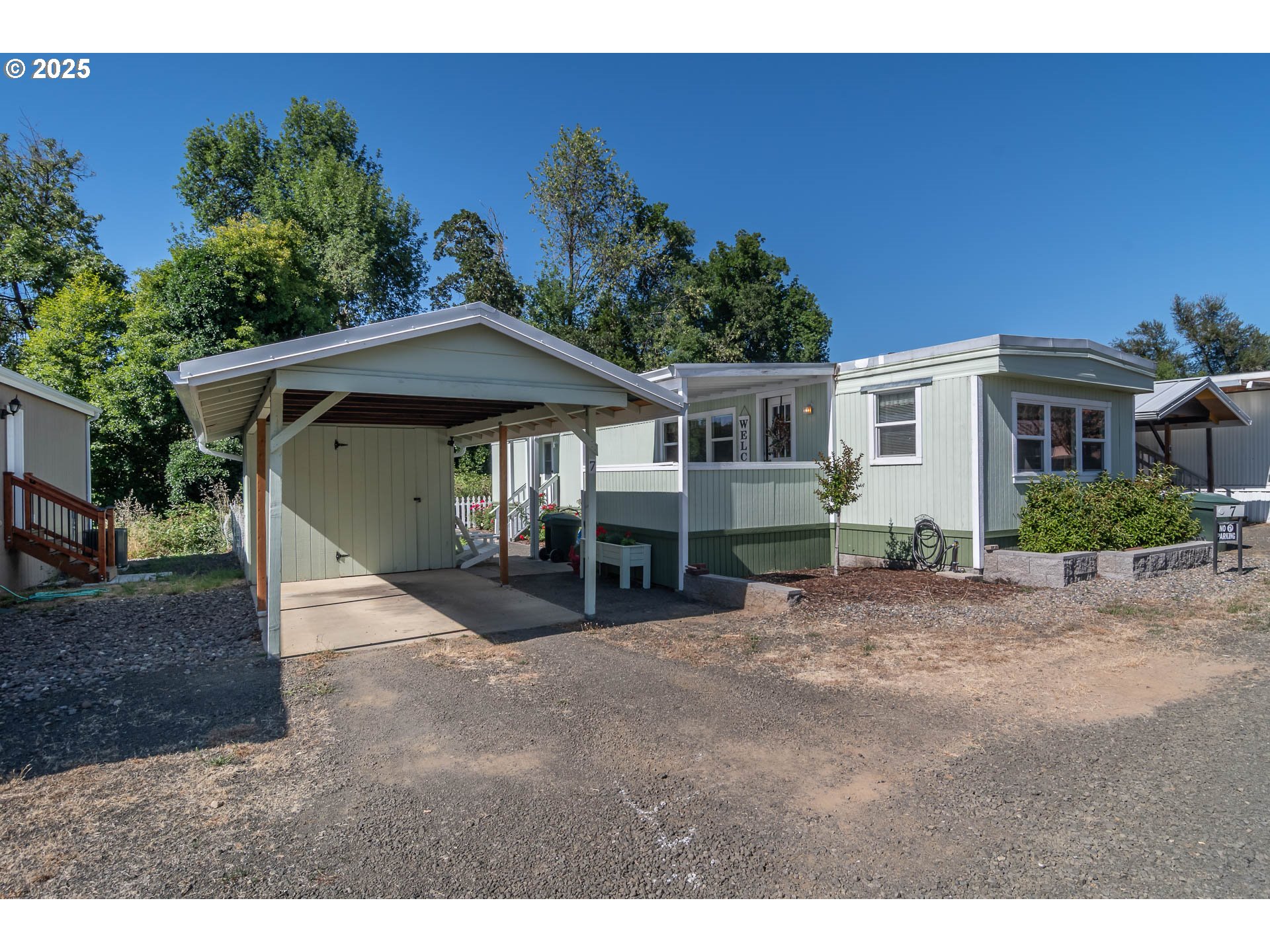 201 NE Peggy AVE 7