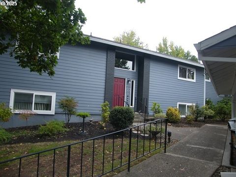 10955 SW MEADOWBROOK DR 14 Portland OR 97224