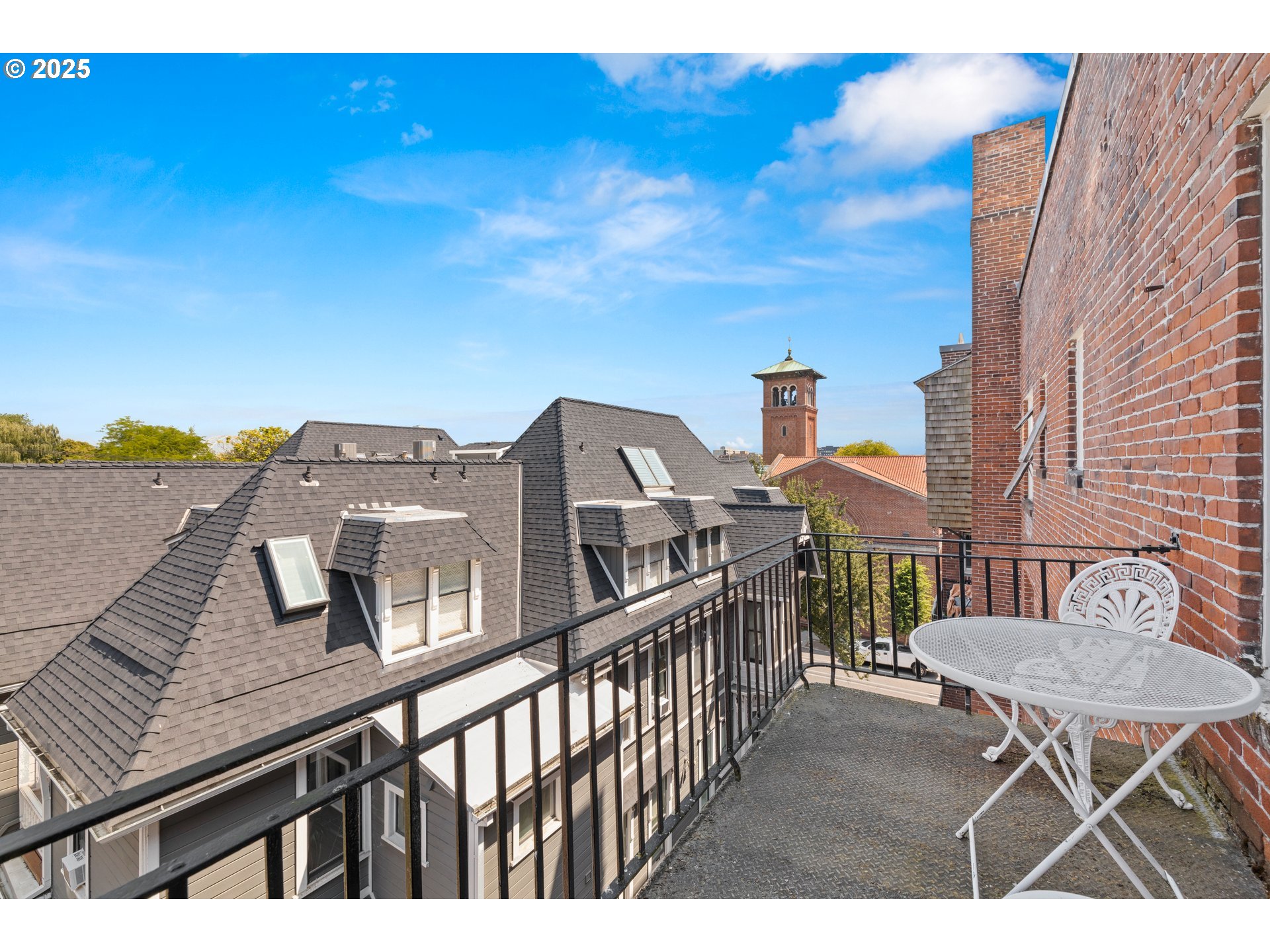 1811 NW COUCH ST 508