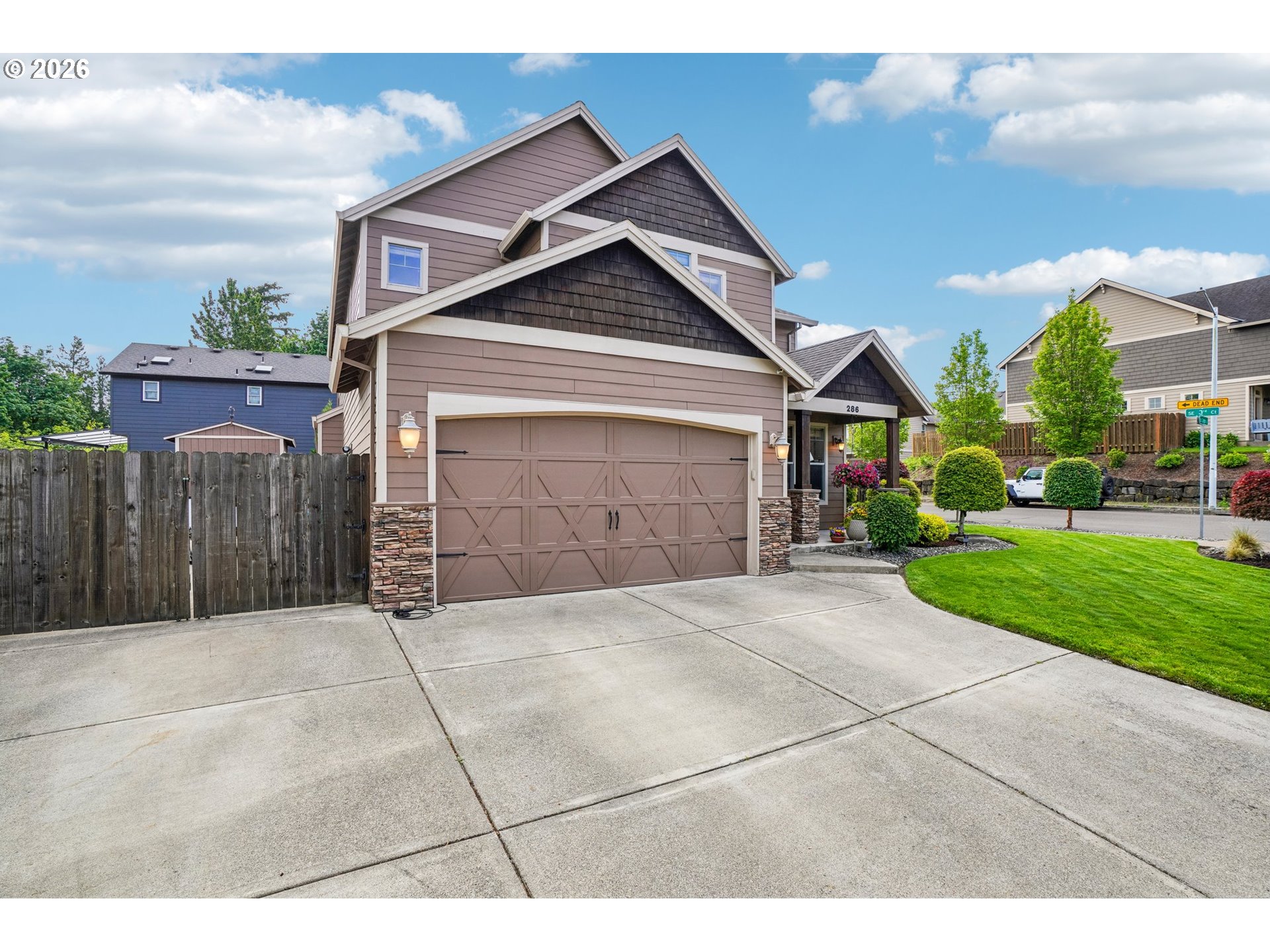 286 SE CONDOR DR