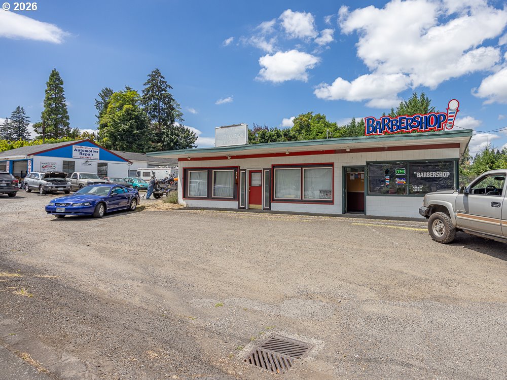 8908 NE ST JOHNS RD