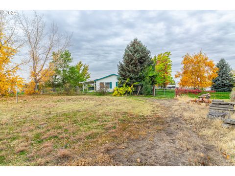 A home in Hermiston