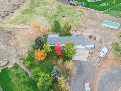 A home in Hermiston