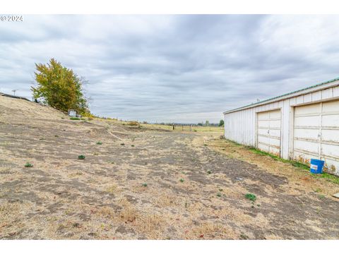 A home in Hermiston