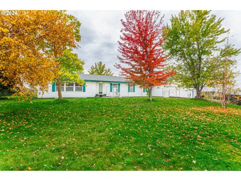 A home in Hermiston