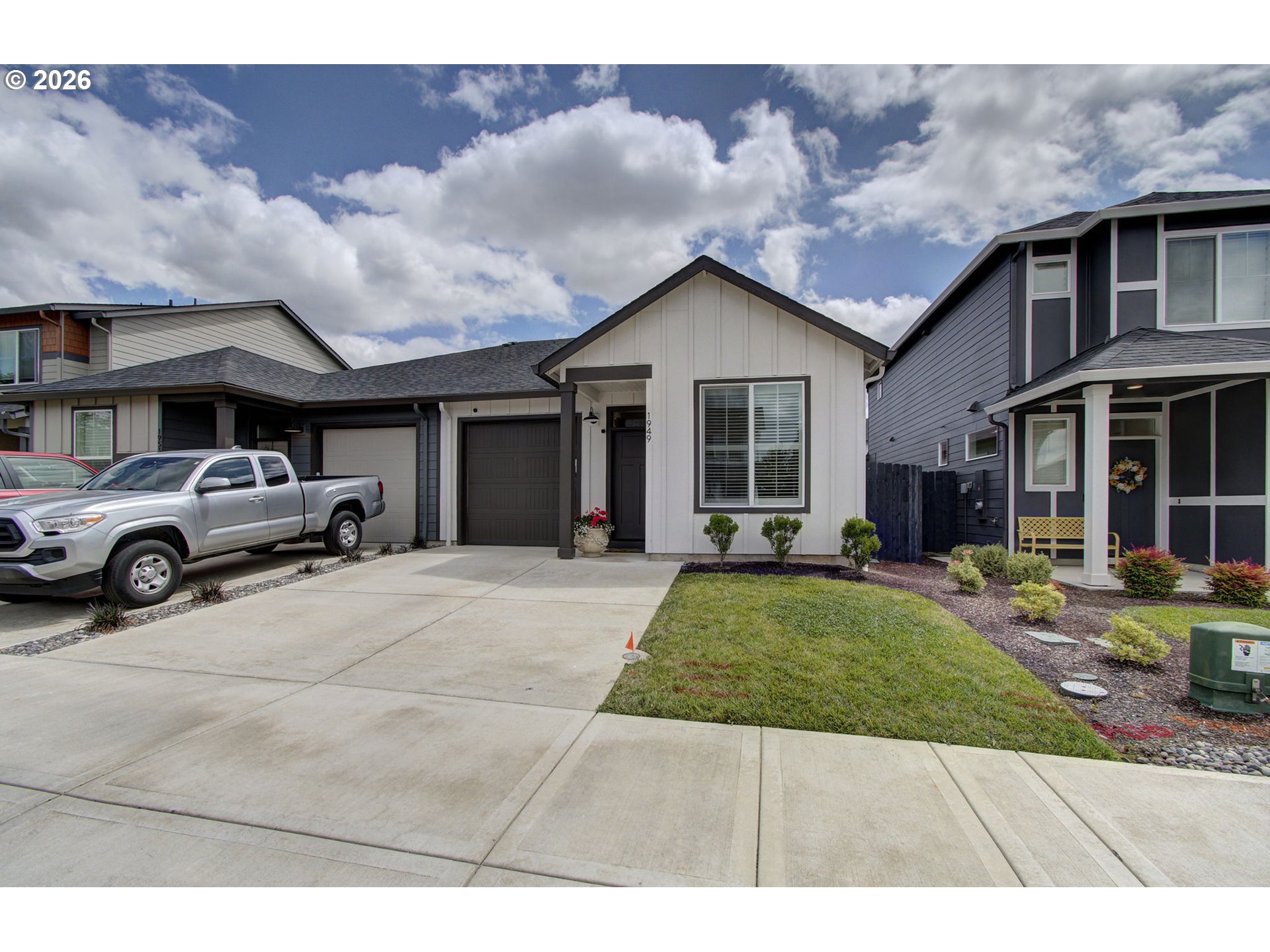 1949 NW 19TH CT