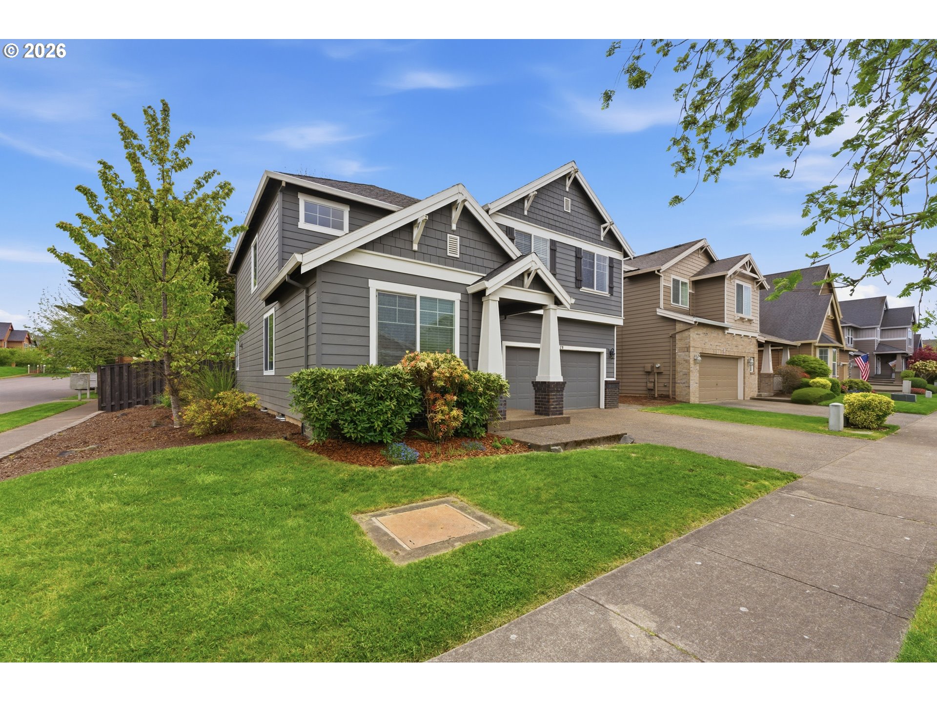 2528 N ROGER SMITH DR