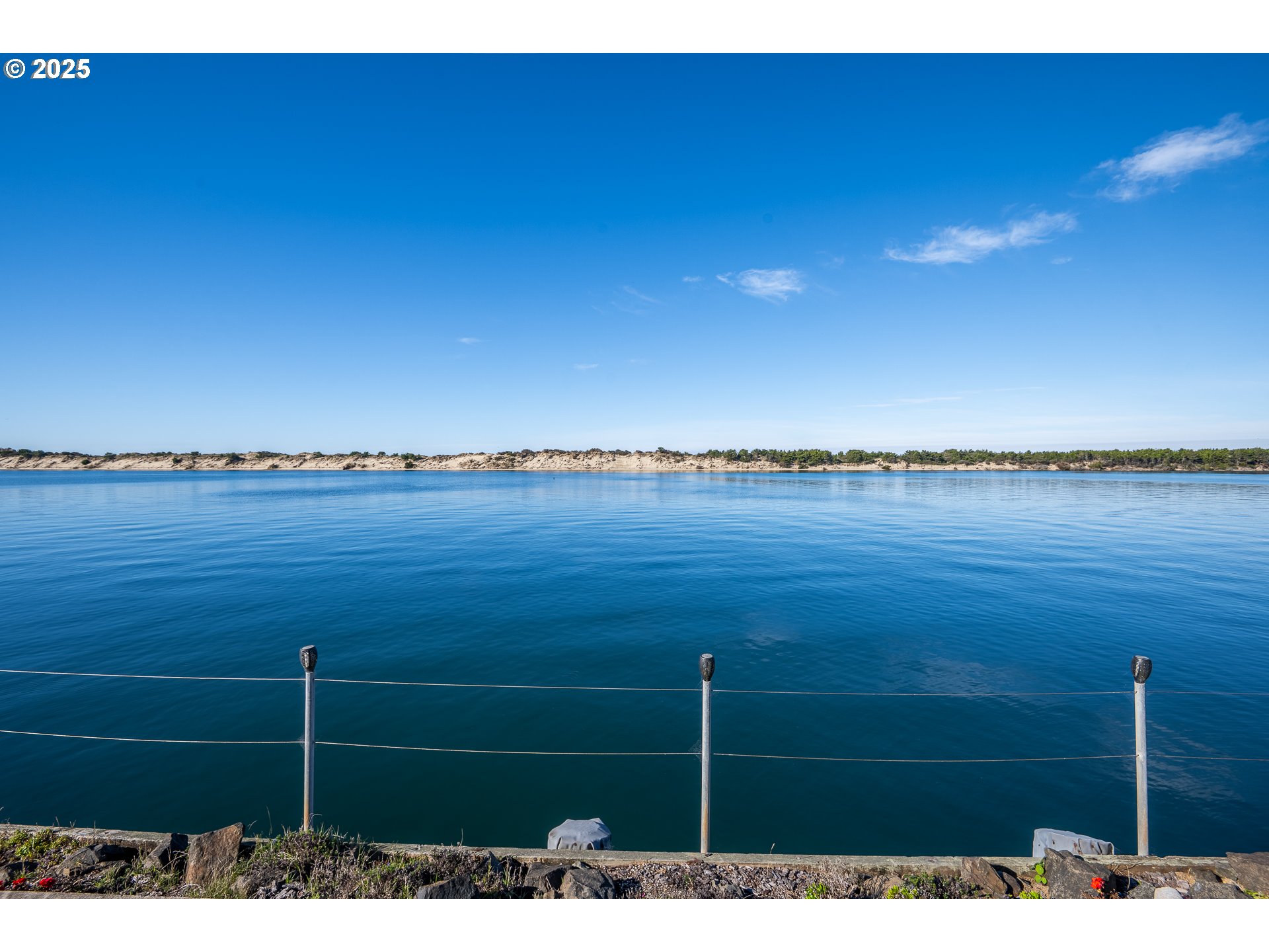 3315 RHODODENDRON DR