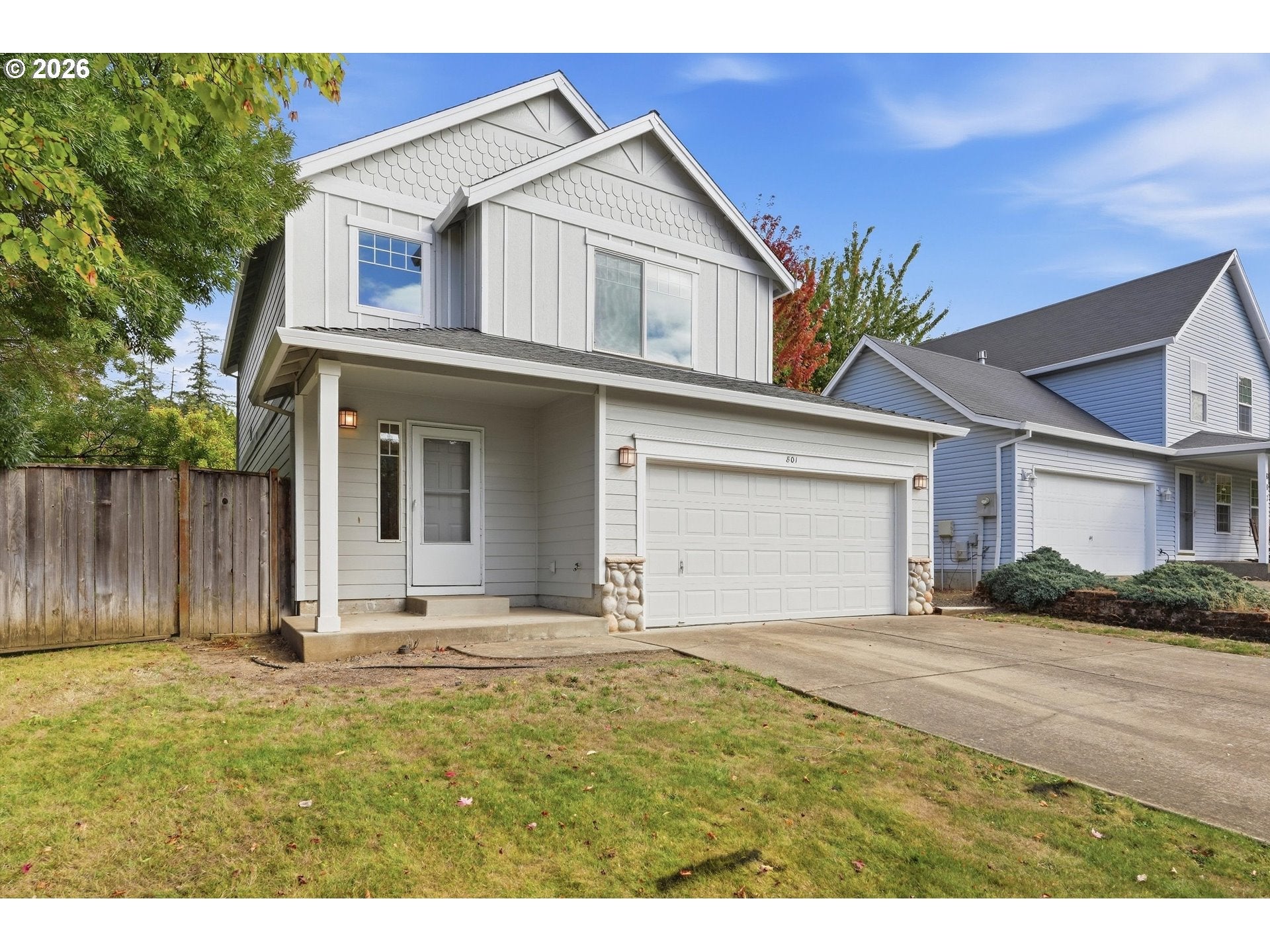 801 E HILLTOP DR