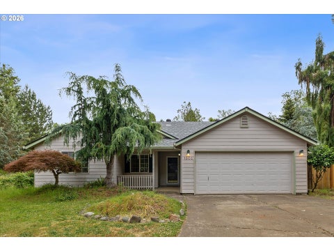 Photo of 1302 SW Darci Dr, McMinnville, OR 97128 (MLS # 545940753)