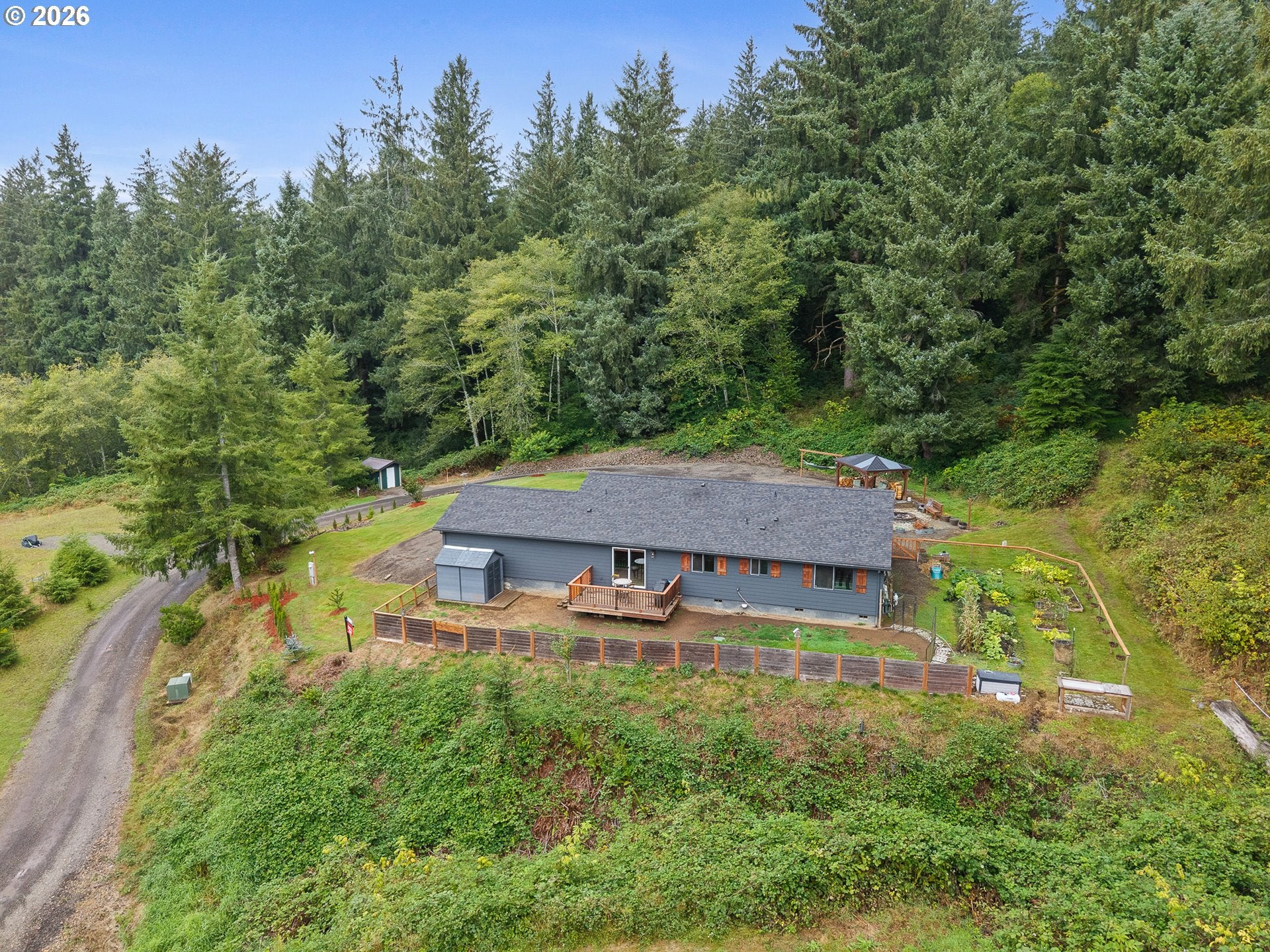4095 WESTWOOD DR