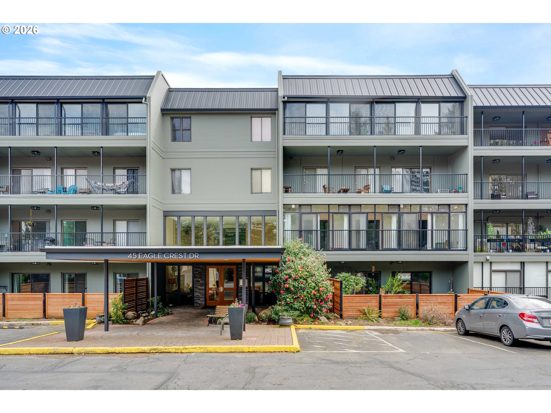 45 EAGLE CREST DR 311