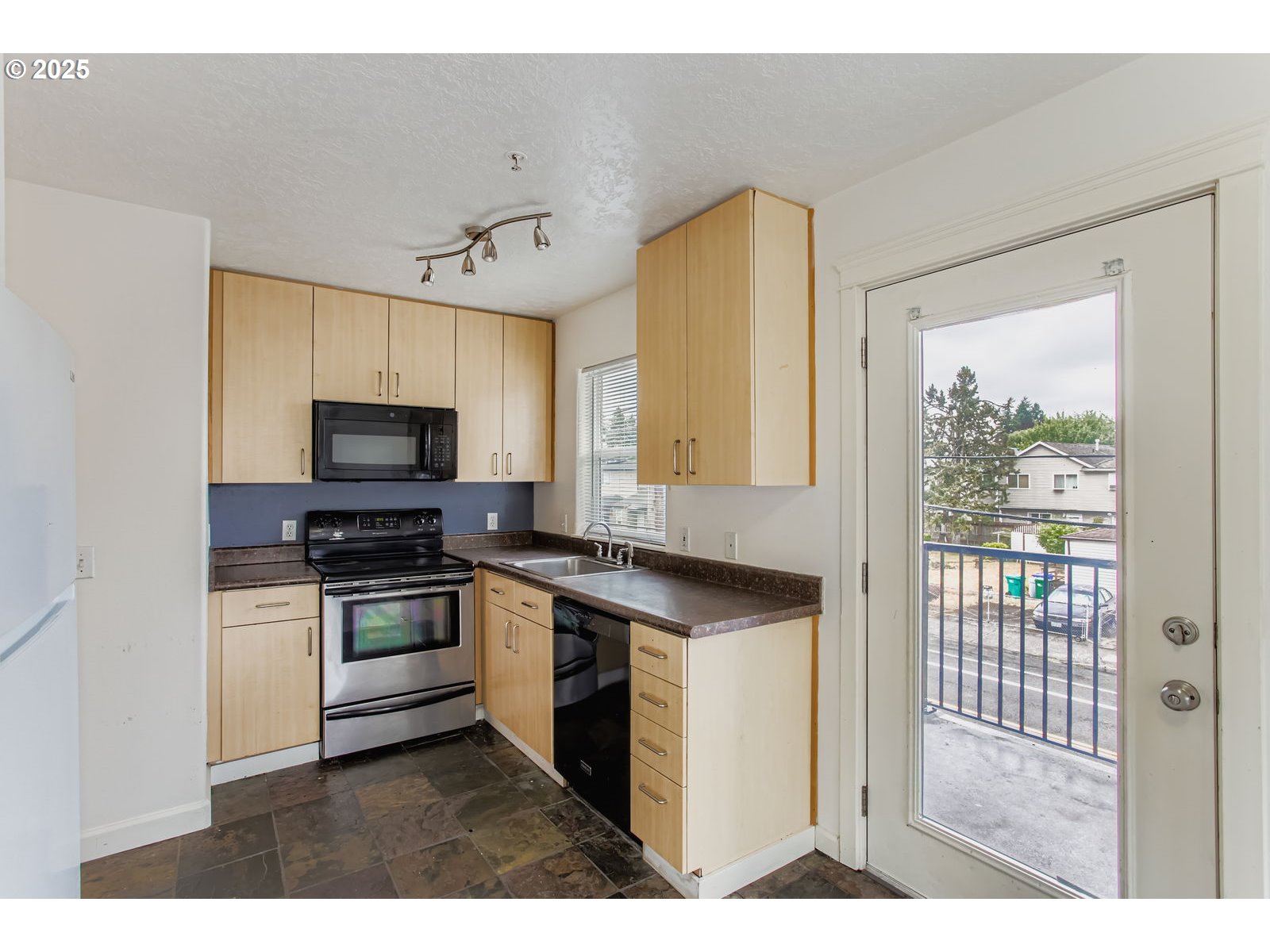 20 SE 172ND AVE 118