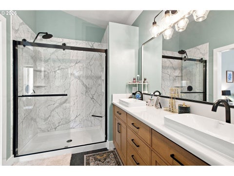 Tiny photo for 1145 Ash Grove Loop, Creswell, OR 97426 (MLS # 738024151)