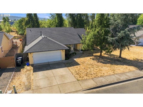 Tiny photo for 1145 Ash Grove Loop, Creswell, OR 97426 (MLS # 738024151)