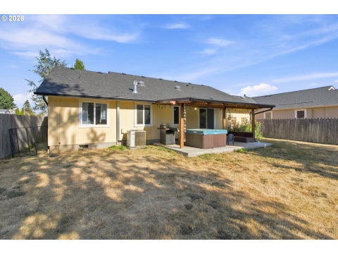 Tiny photo for 1145 Ash Grove Loop, Creswell, OR 97426 (MLS # 738024151)