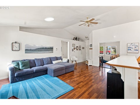 Tiny photo for 1145 Ash Grove Loop, Creswell, OR 97426 (MLS # 738024151)