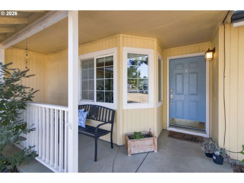 Tiny photo for 1145 Ash Grove Loop, Creswell, OR 97426 (MLS # 738024151)