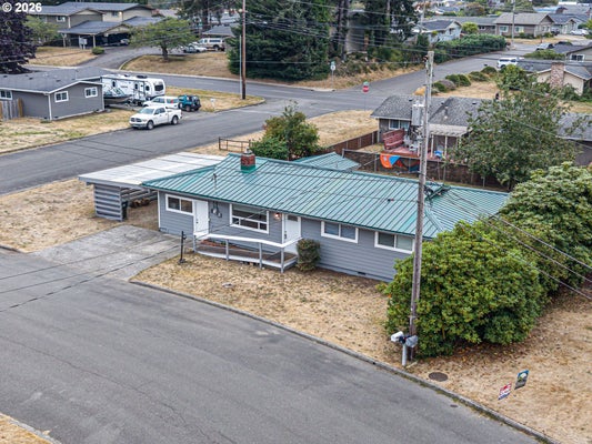 3320 FERNWOOD PL, REEDSPORT, OR 97467 - Image e491fccdd9c597eb944eb2408cbccfca/2399589135