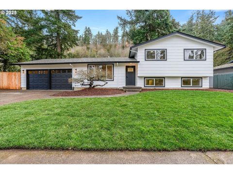 15136 SE GLADSTONE DR Portland OR 97236