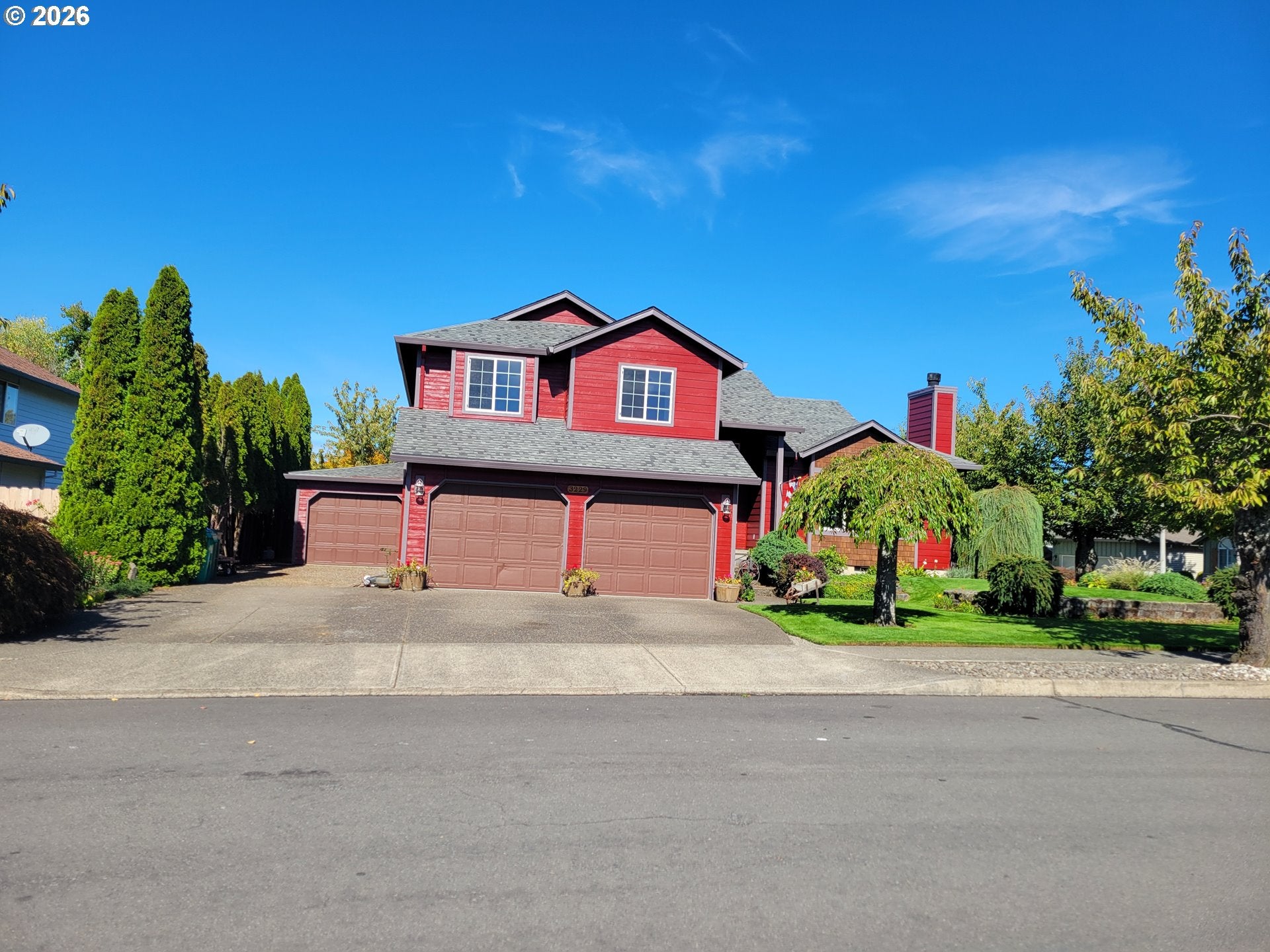 3229 SW 33RD ST