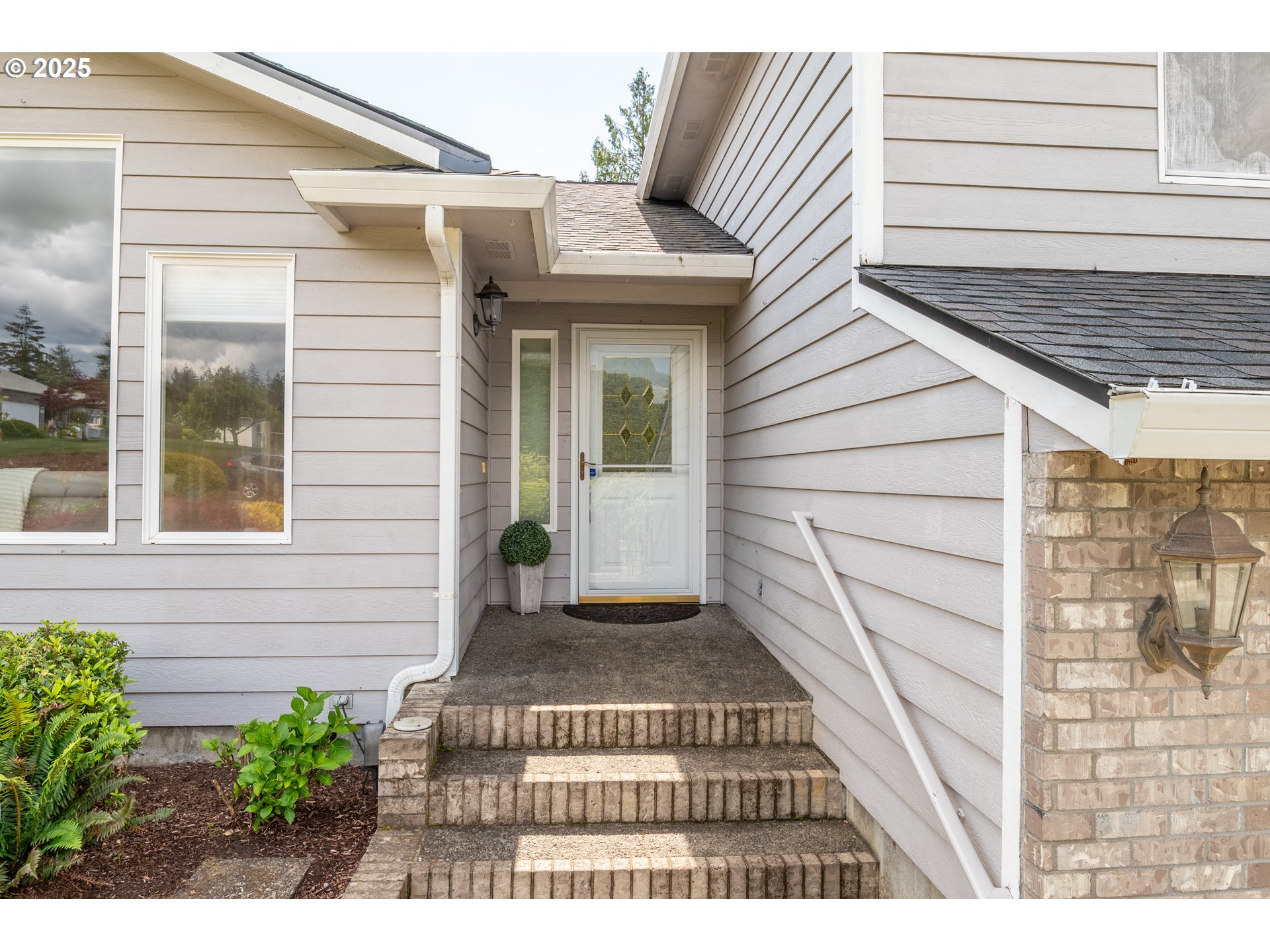 1426 PRIES CT