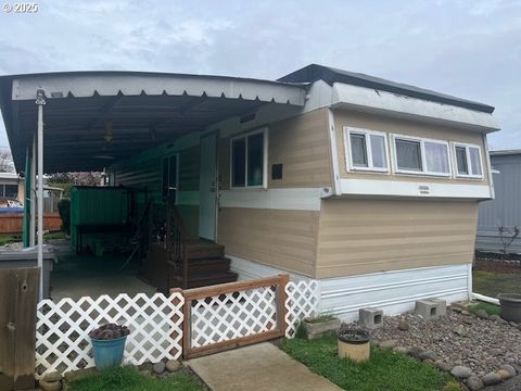 MLS: 382910082