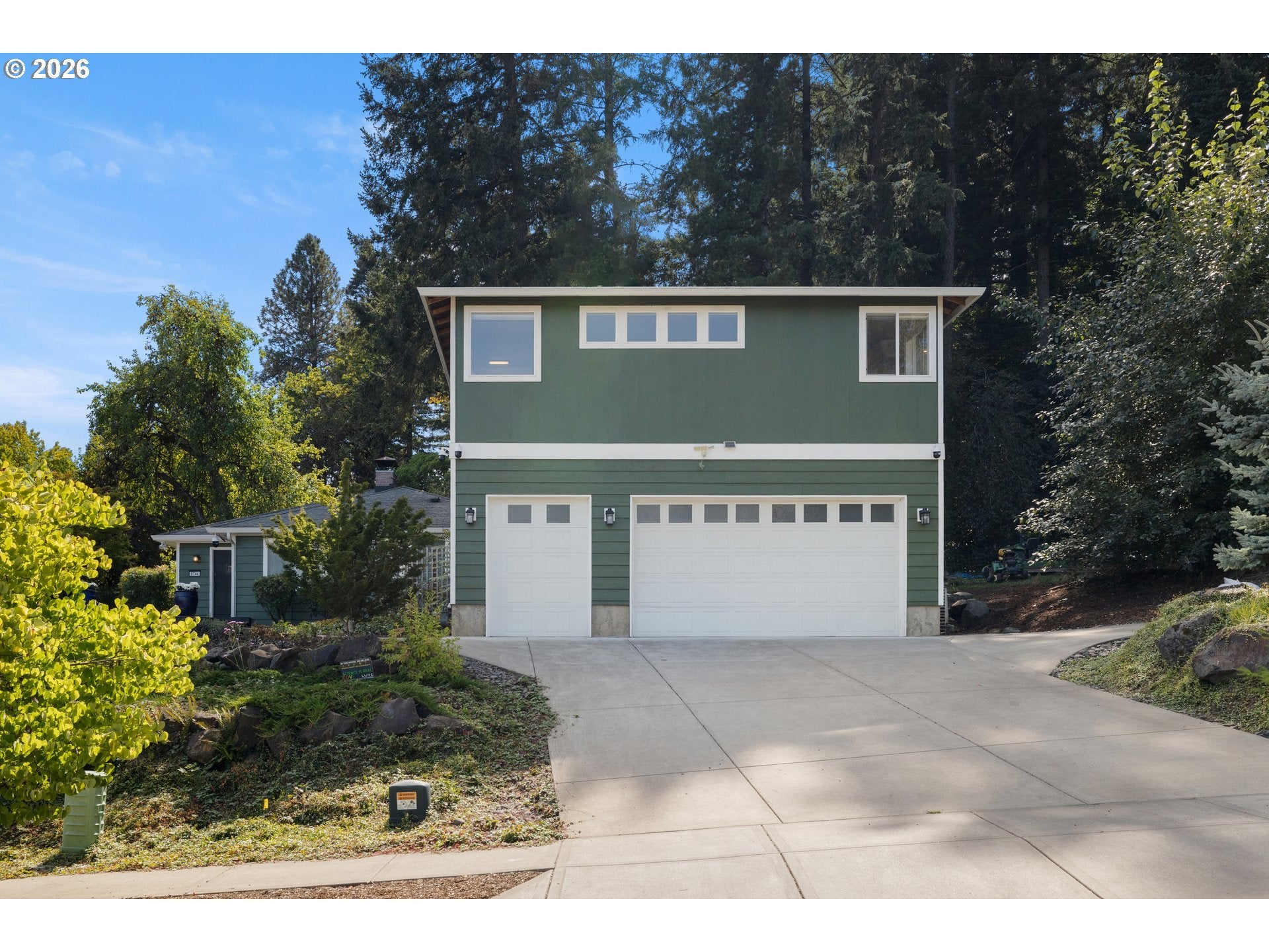 9744 SW VIEW TER