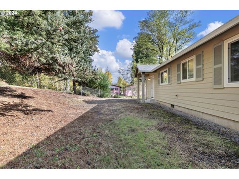 A home in Cottage Grove