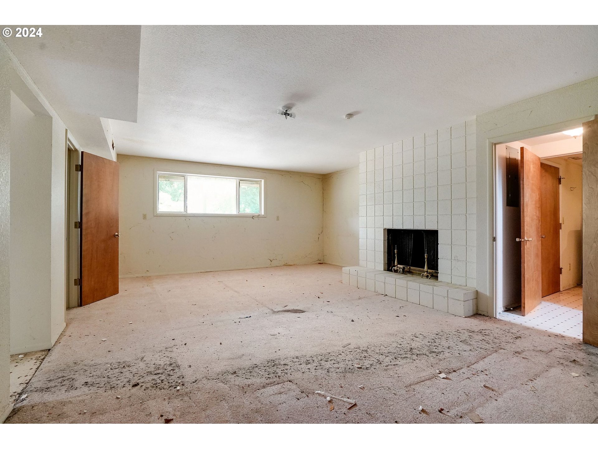 Albany, Oregon 97322, United States, 4 Bedrooms Bedrooms, ,2 BathroomsBathrooms,Residential,Pending,101098