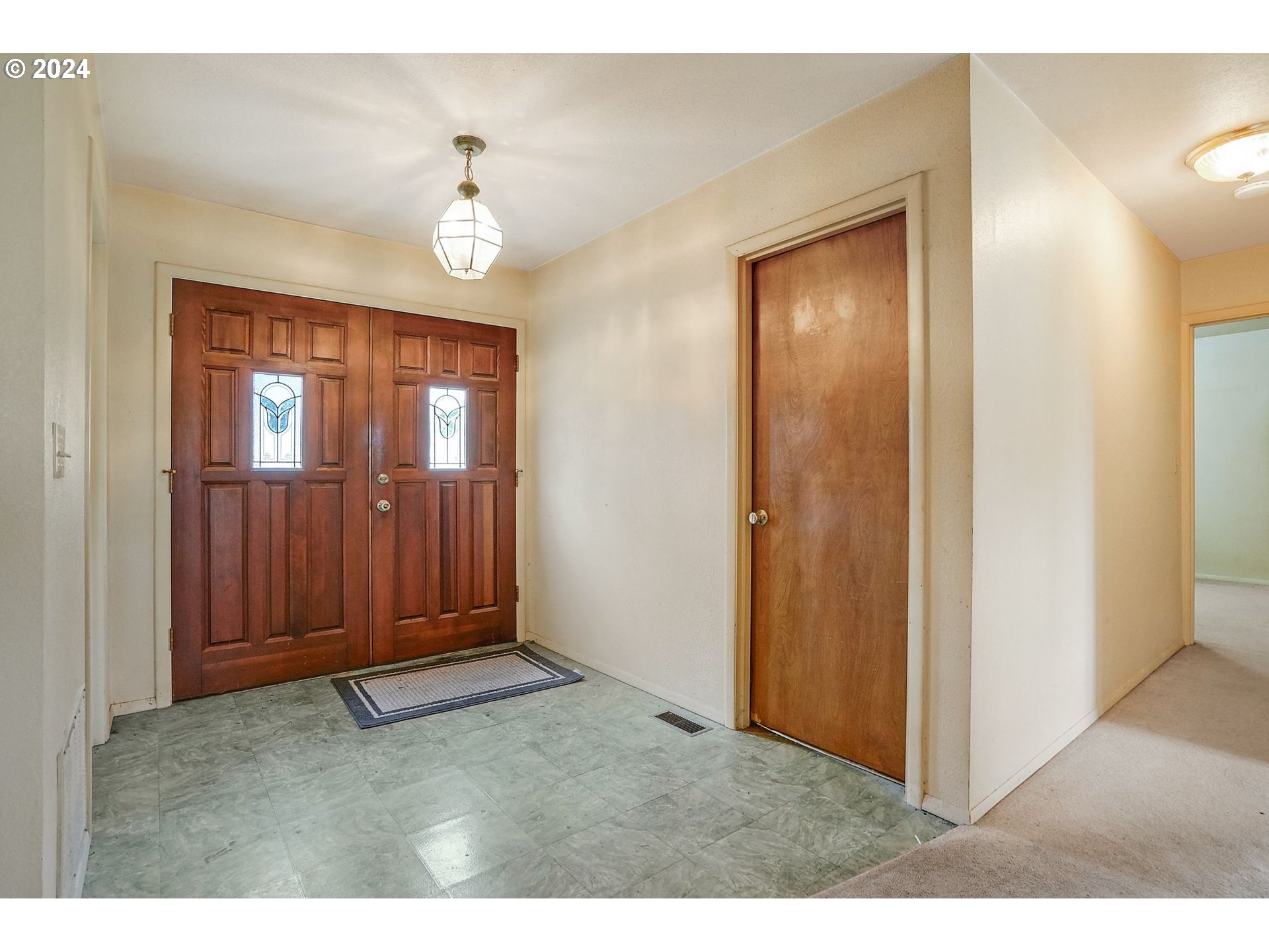 Albany, Oregon 97322, United States, 4 Bedrooms Bedrooms, ,2 BathroomsBathrooms,Residential,Pending,101098