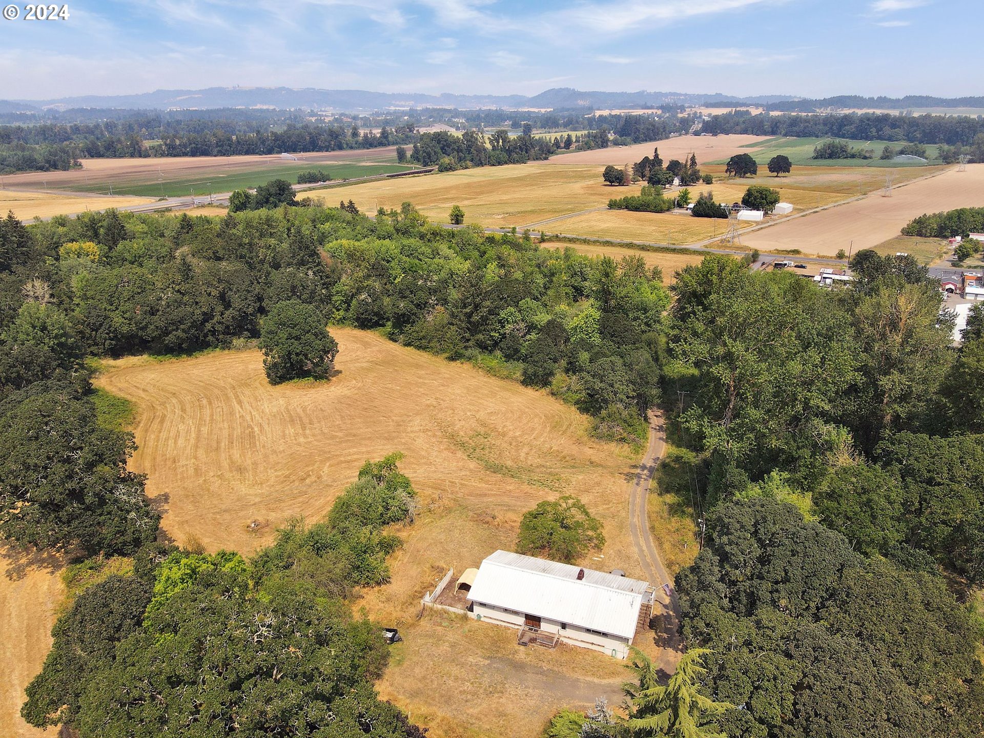 Albany, Oregon 97322, United States, 4 Bedrooms Bedrooms, ,2 BathroomsBathrooms,Residential,Pending,101098